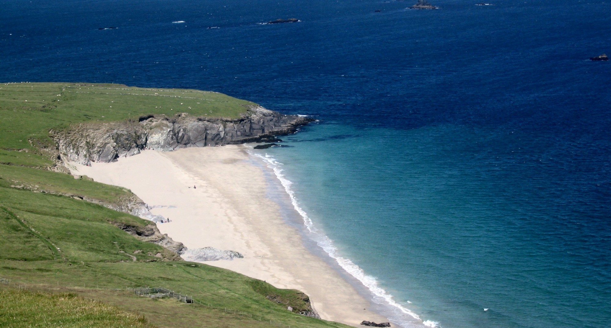 An Tr Bn - The beach on Great Blasket