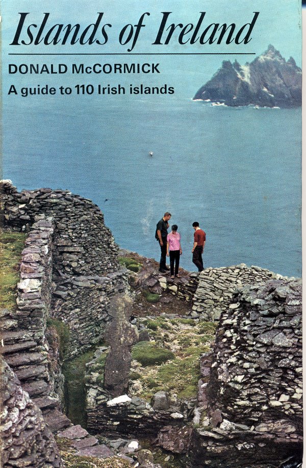 Islands of Ireland - A guide to 110 Irish Islands - Donald McCormick - Osprey - 1974
