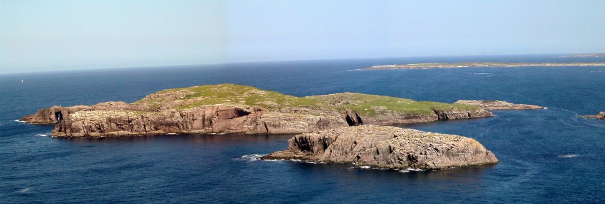 Umfin to the north of Gola, seen from Cnoc na Coilln