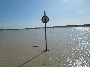 Driving to the mainland is not possible when the tide is in